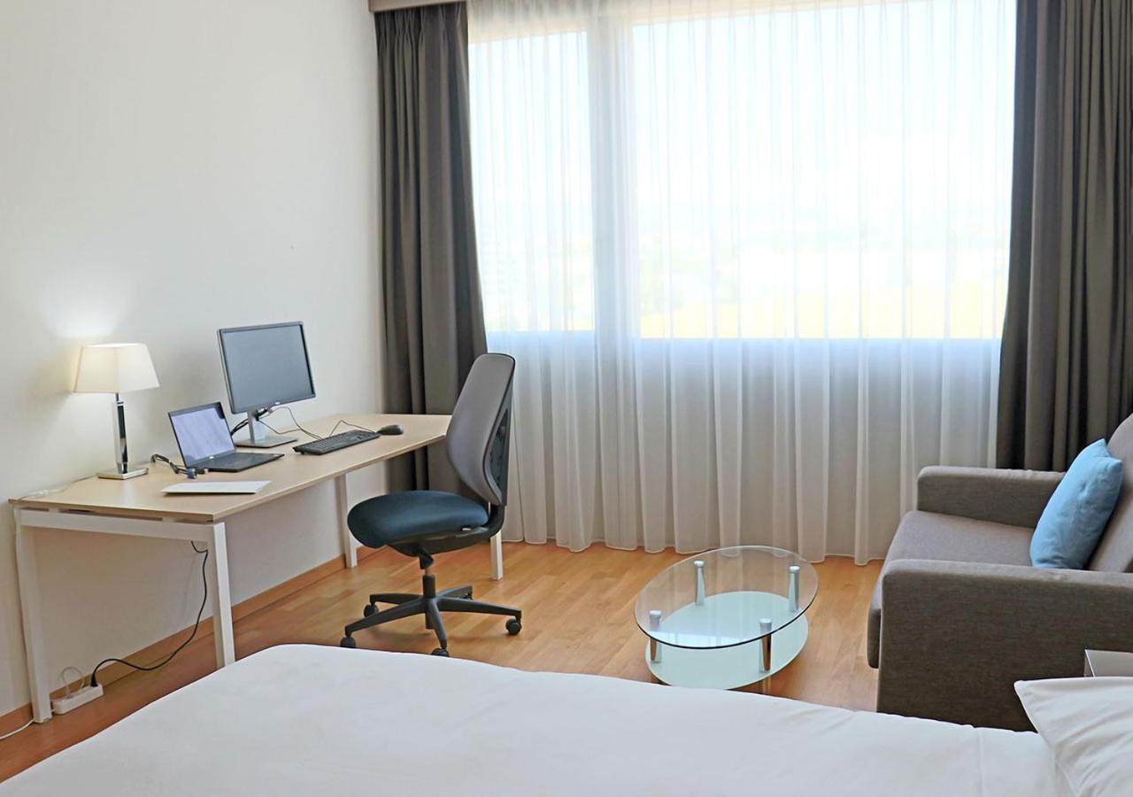Discovery Hotel 3* Superior Crissier Ngoại thất bức ảnh