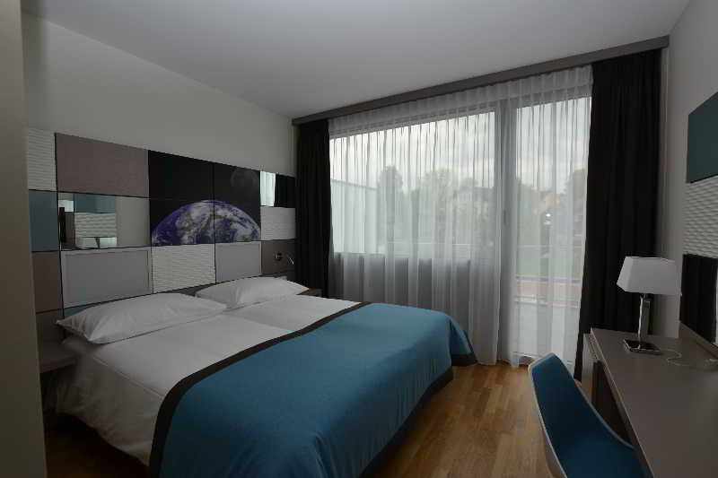 Discovery Hotel 3* Superior Crissier Ngoại thất bức ảnh