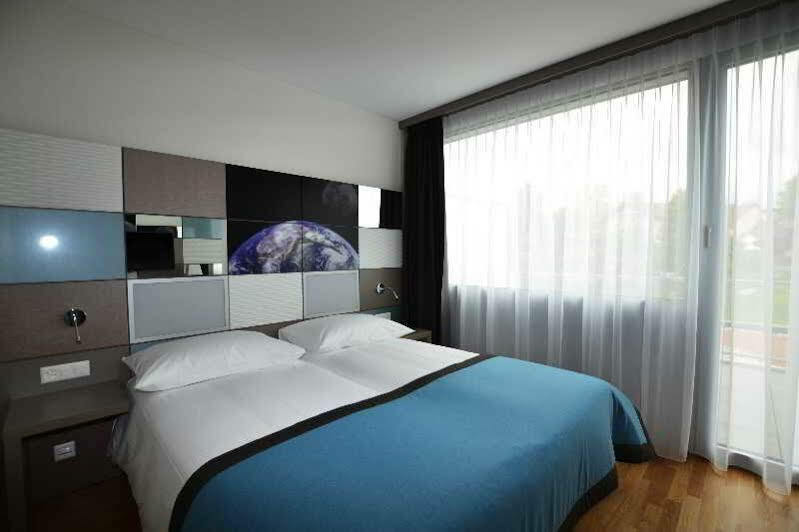 Discovery Hotel 3* Superior Crissier Ngoại thất bức ảnh
