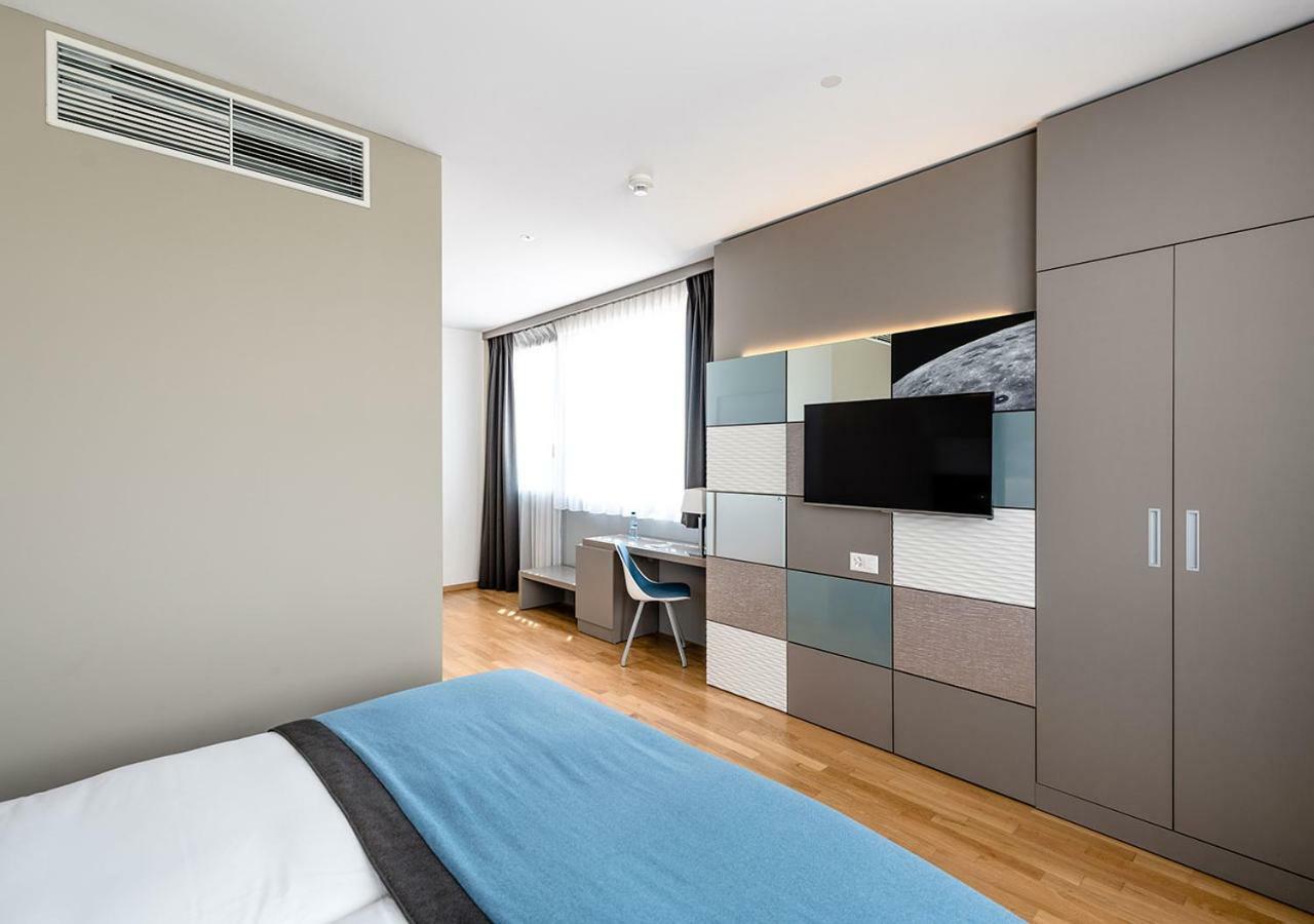 Discovery Hotel 3* Superior Crissier Ngoại thất bức ảnh