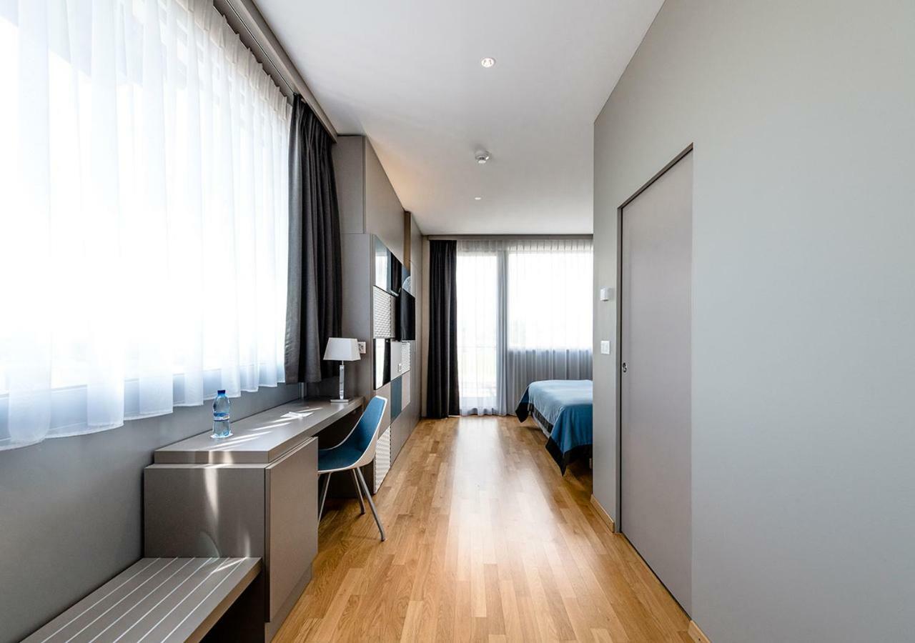 Discovery Hotel 3* Superior Crissier Ngoại thất bức ảnh