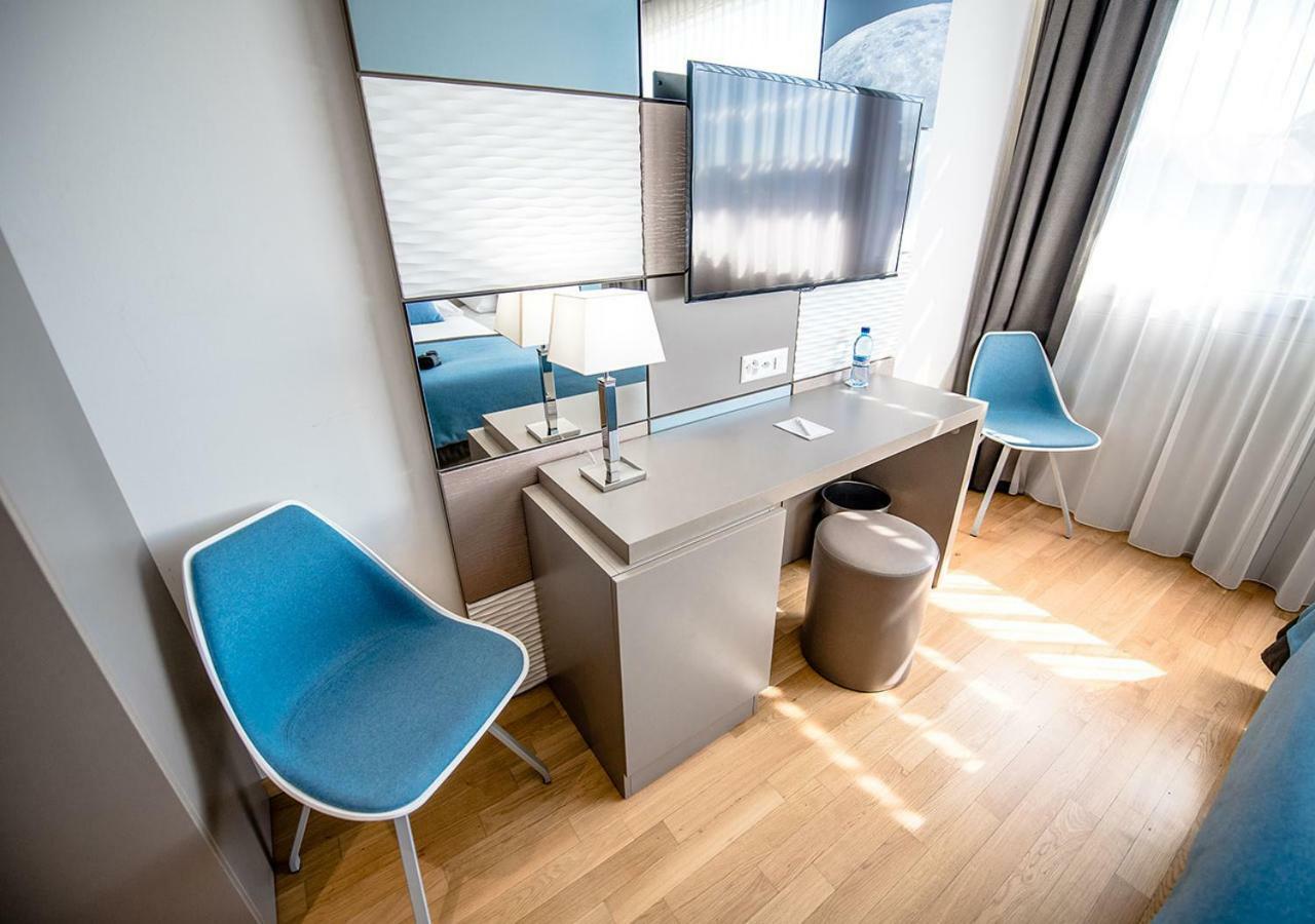 Discovery Hotel 3* Superior Crissier Ngoại thất bức ảnh